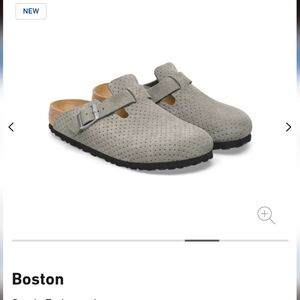 Like New Birkenstock Suede Boston Clogs